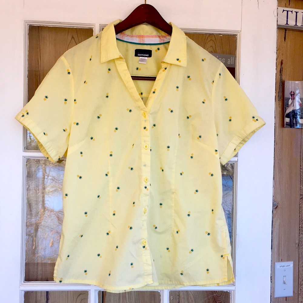 Basic editions large cotton poly short sl great condition
